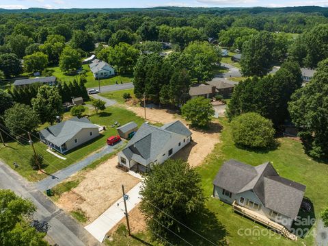 Single Family Residence in Albemarle NC 1325 Cannon Avenue 46.jpg