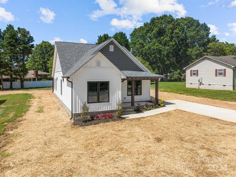 Single Family Residence in Albemarle NC 1325 Cannon Avenue 41.jpg