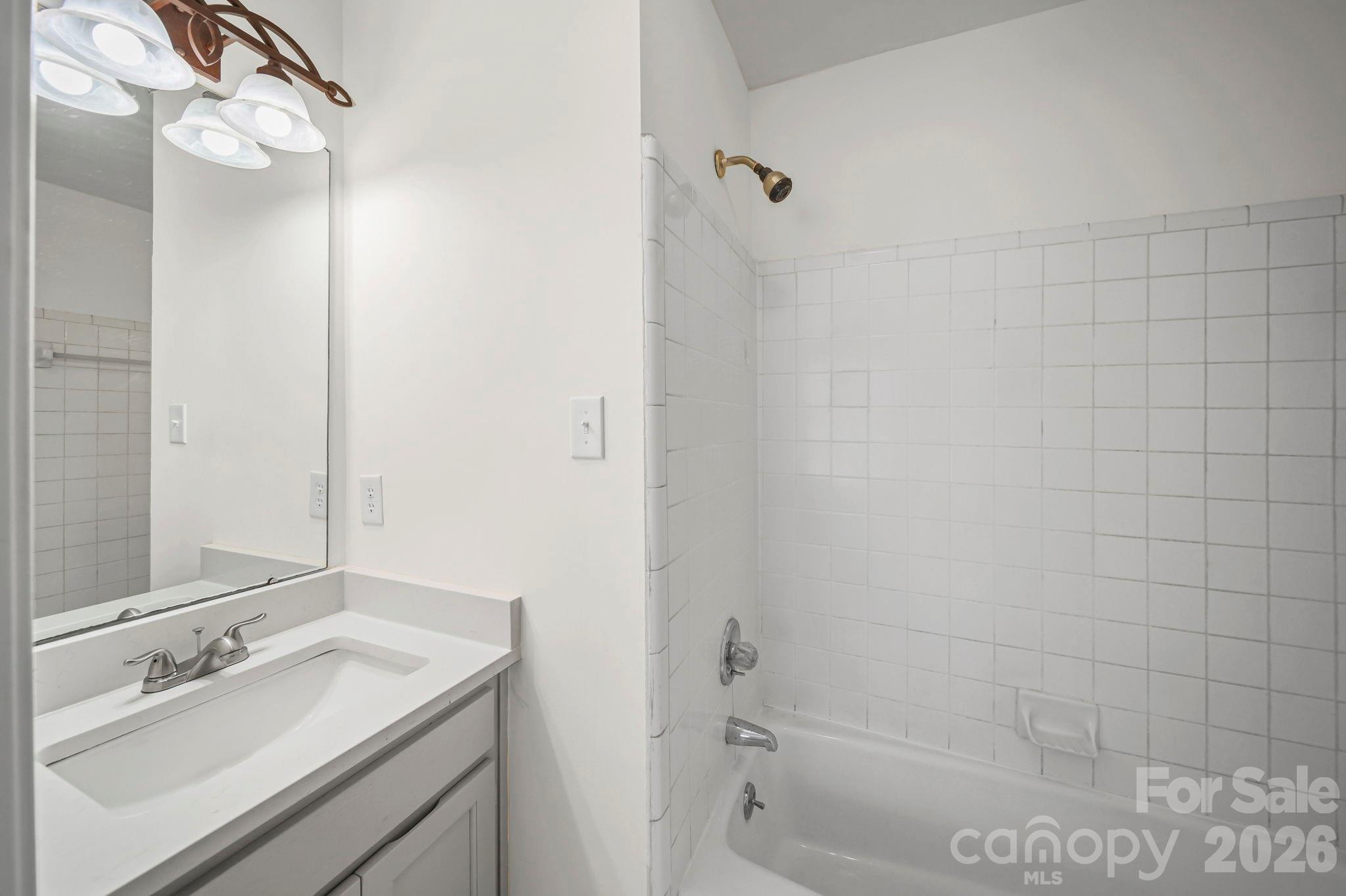 Dunhill Court - Residential