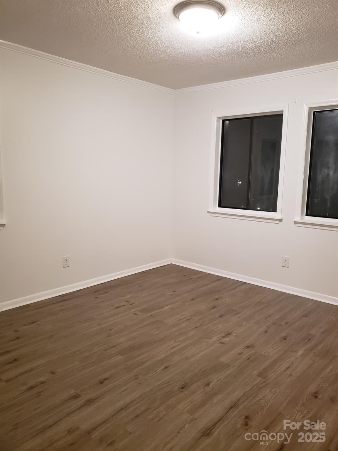 Laurel Park Villas - Residential