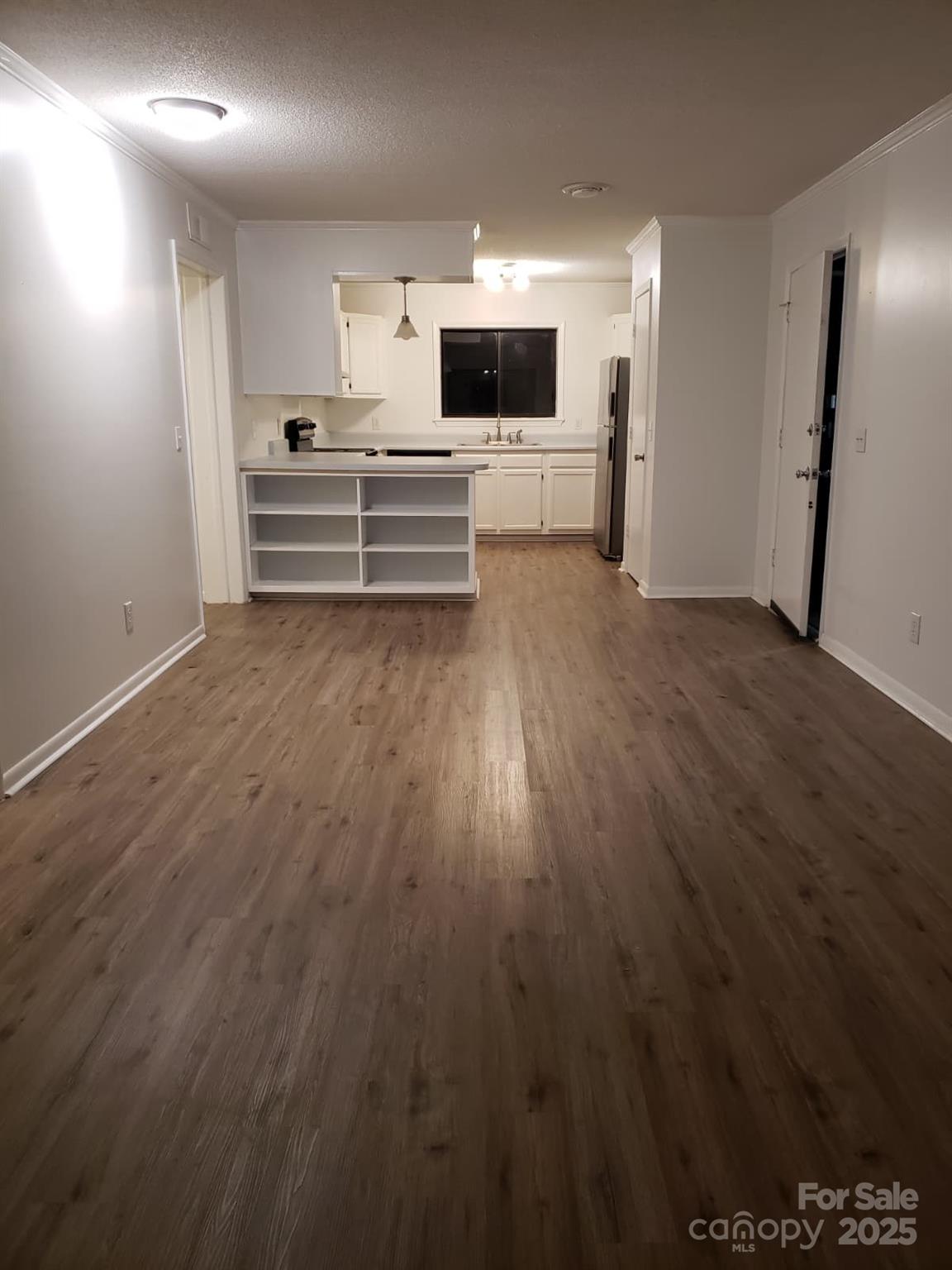 Laurel Park Villas - Residential