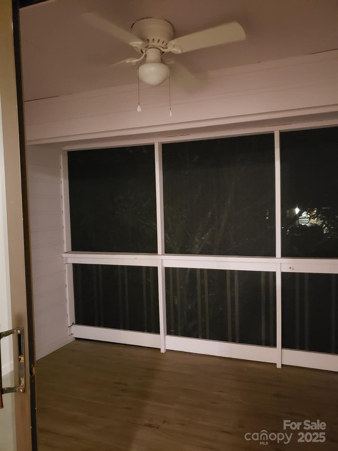 Laurel Park Villas - Residential