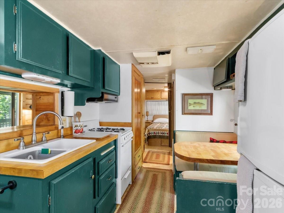 Bear Den Acres - Residential