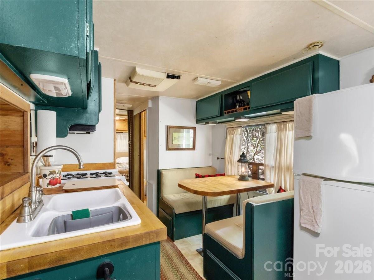 Bear Den Acres - Residential