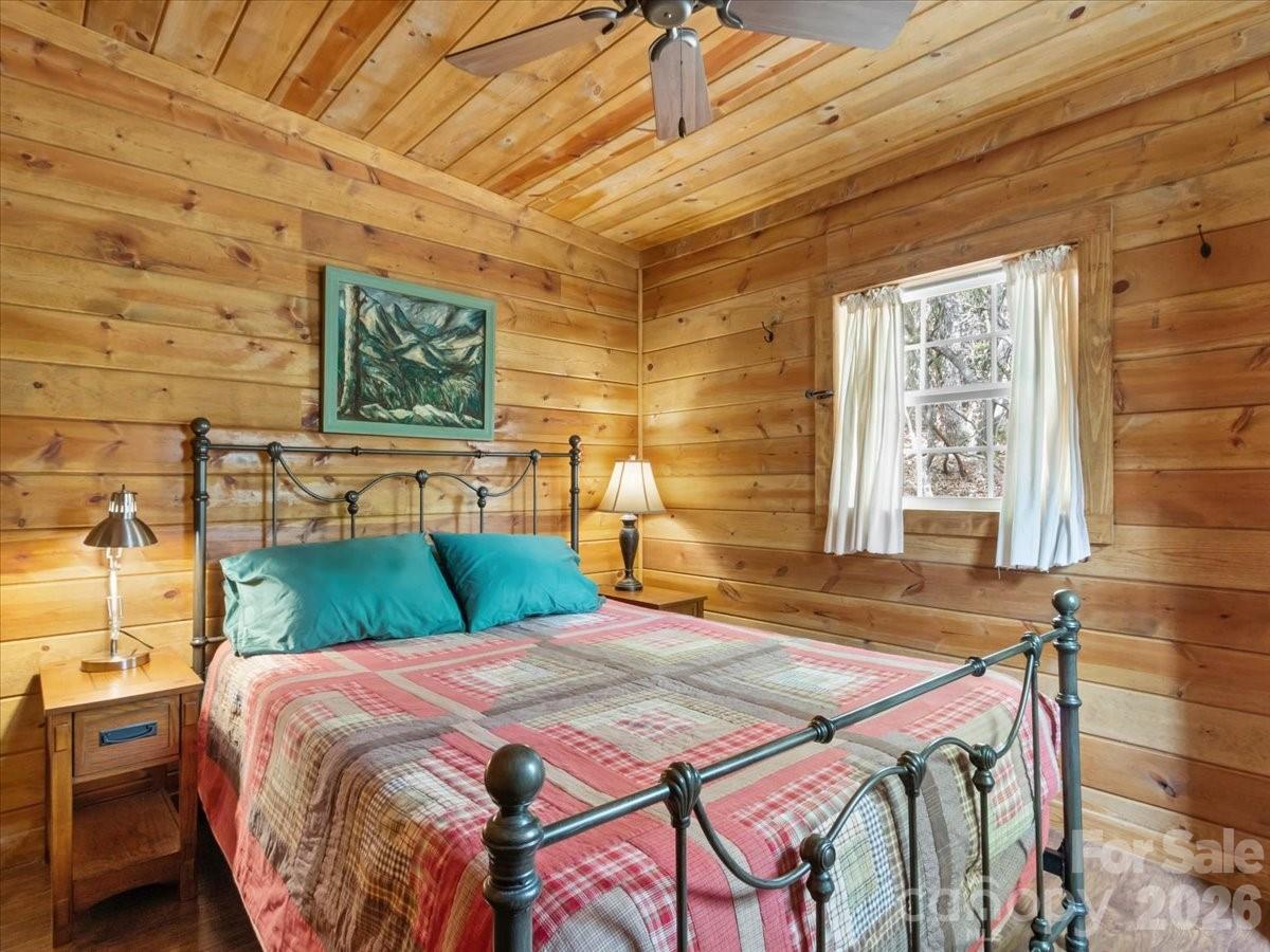 Bear Den Acres - Residential