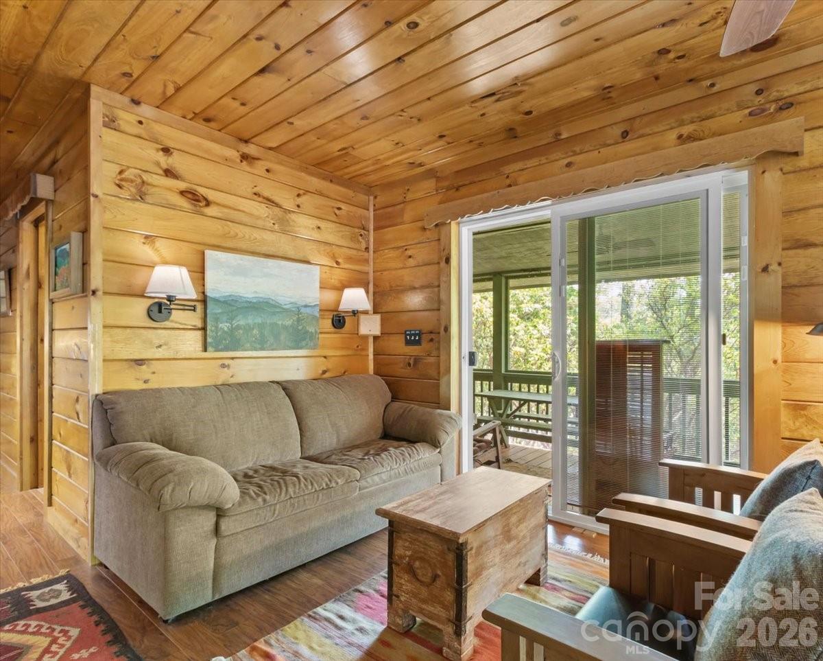 Bear Den Acres - Residential