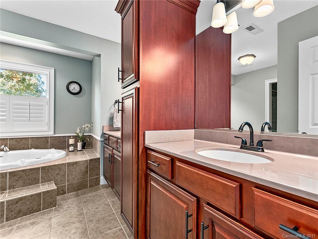 Rutledge Forest - Residential