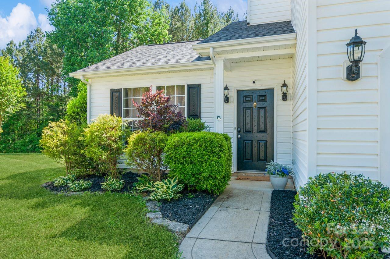 7128 Rock Bass Court