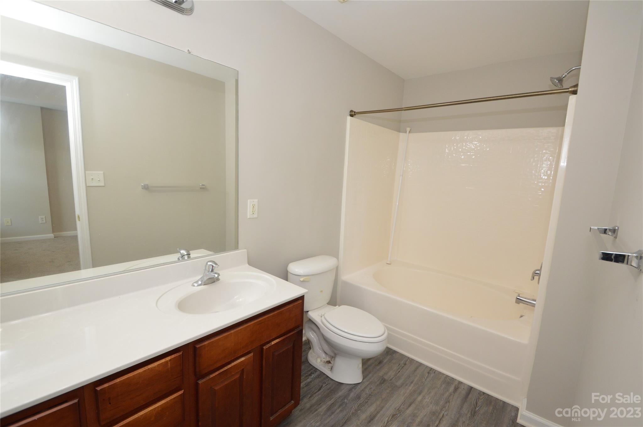 Mallard Glen Village - Residential