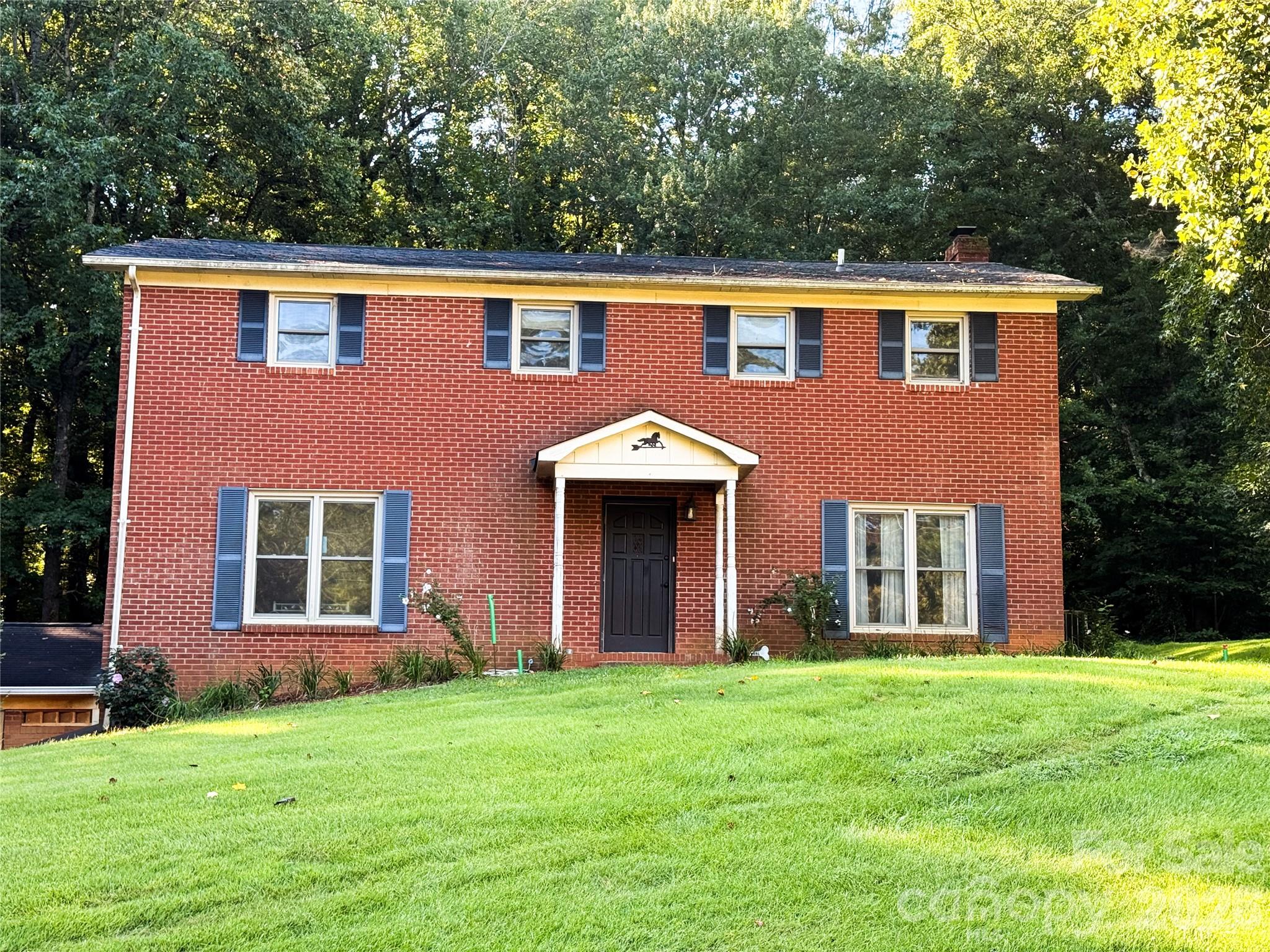 301 Starmount Drive