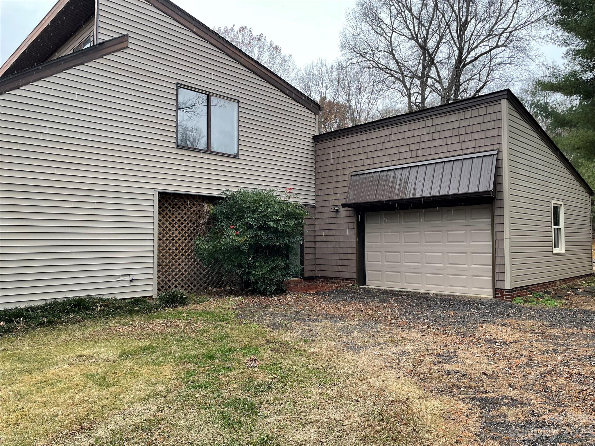 Black Horse Run - Residential