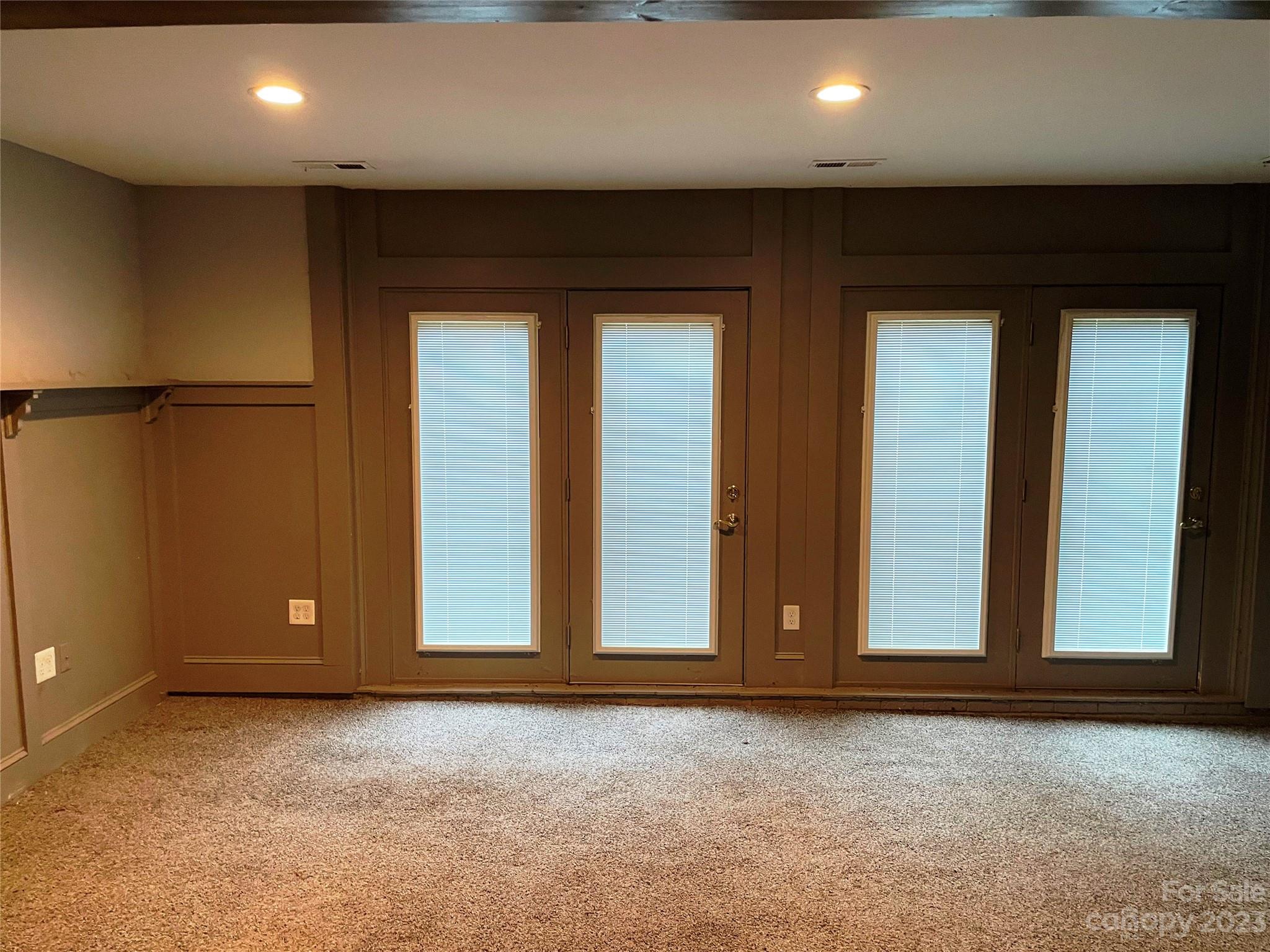 Black Horse Run - Residential