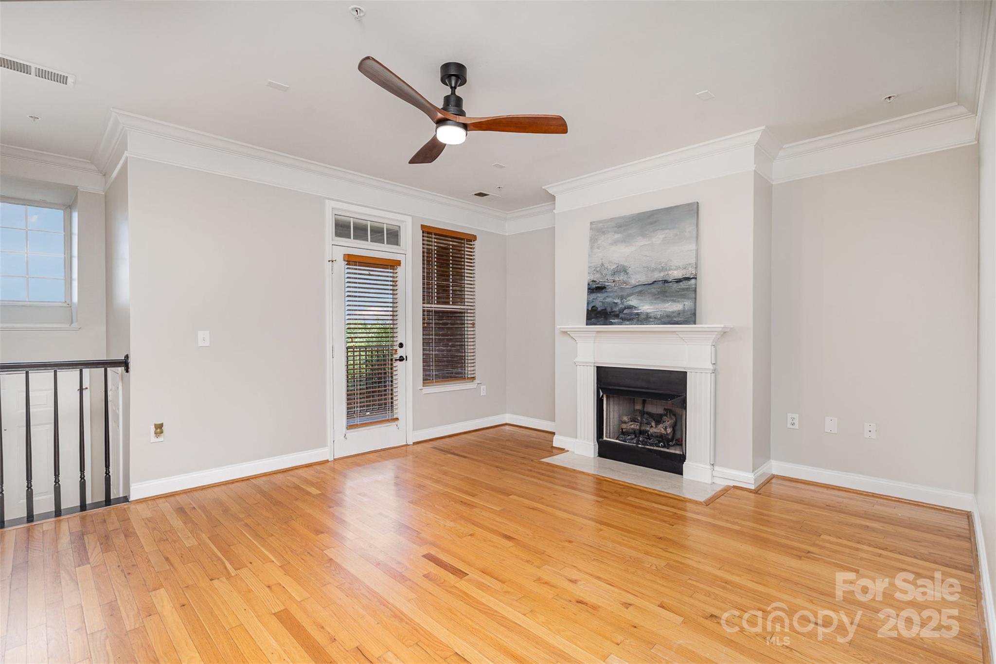 14247 Richmond Park Avenue