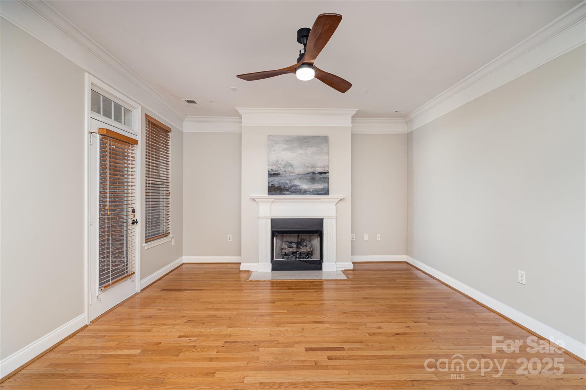 14247 Richmond Park Avenue