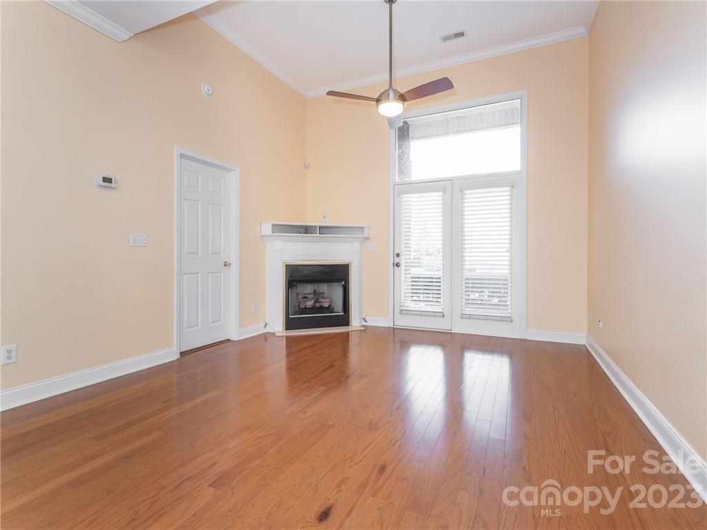 Mint Lake Village - Residential