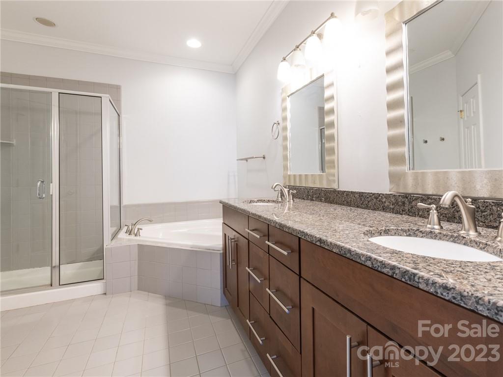 Mint Lake Village - Residential