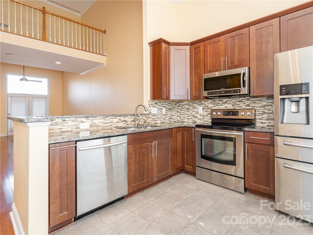 Mint Lake Village - Residential