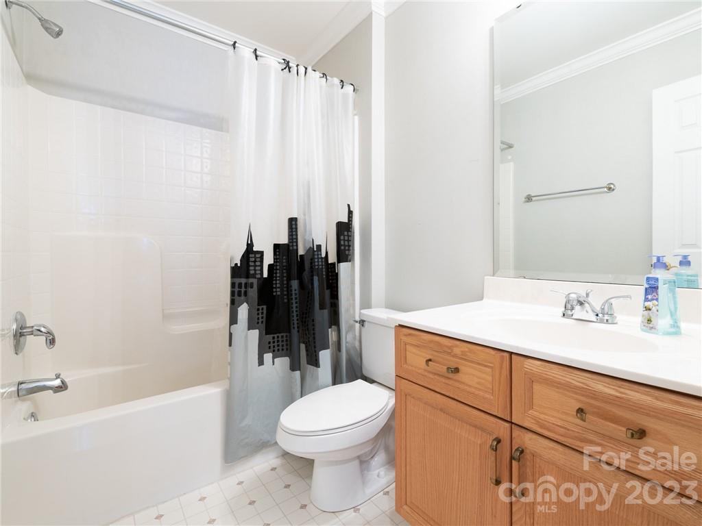 Mint Lake Village - Residential