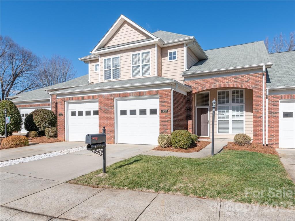 Mint Lake Village - Residential