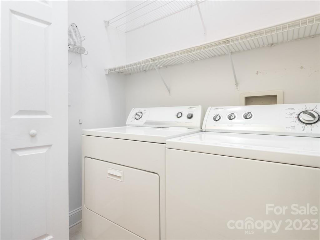 Mint Lake Village - Residential