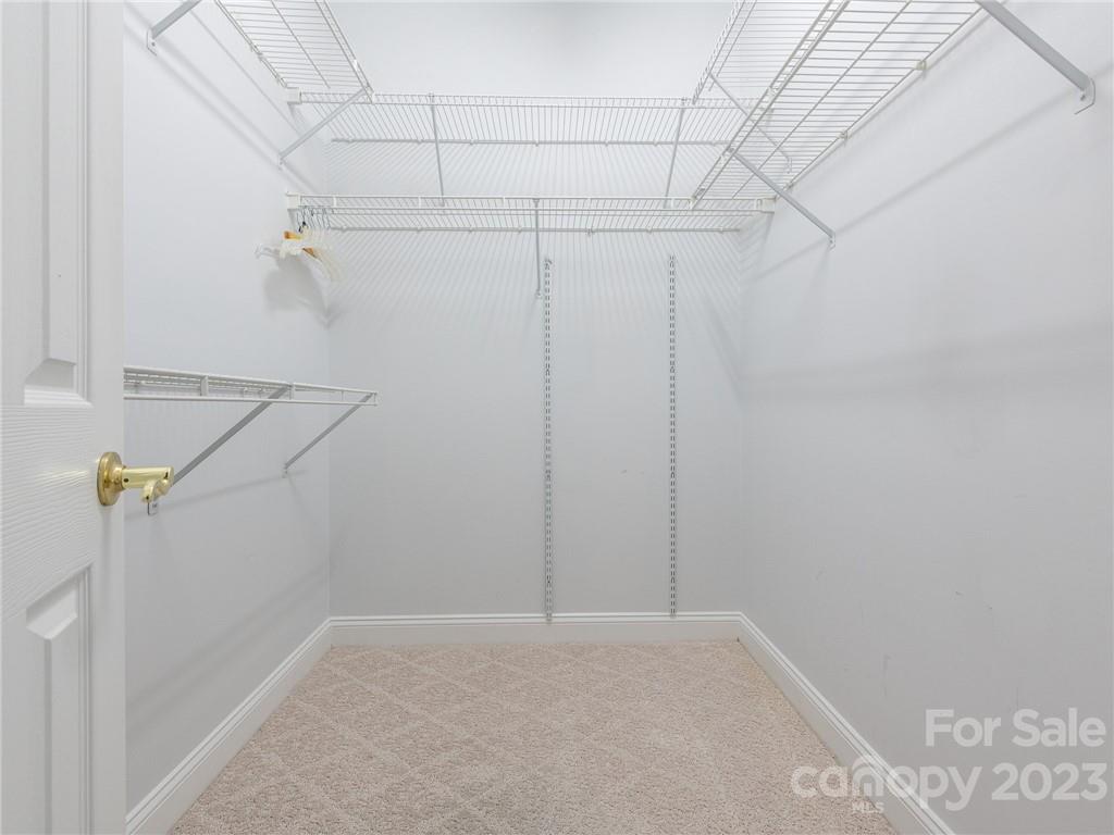 Mint Lake Village - Residential