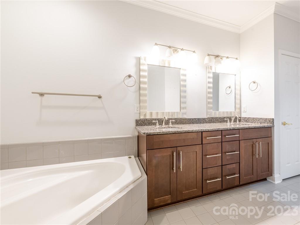 Mint Lake Village - Residential