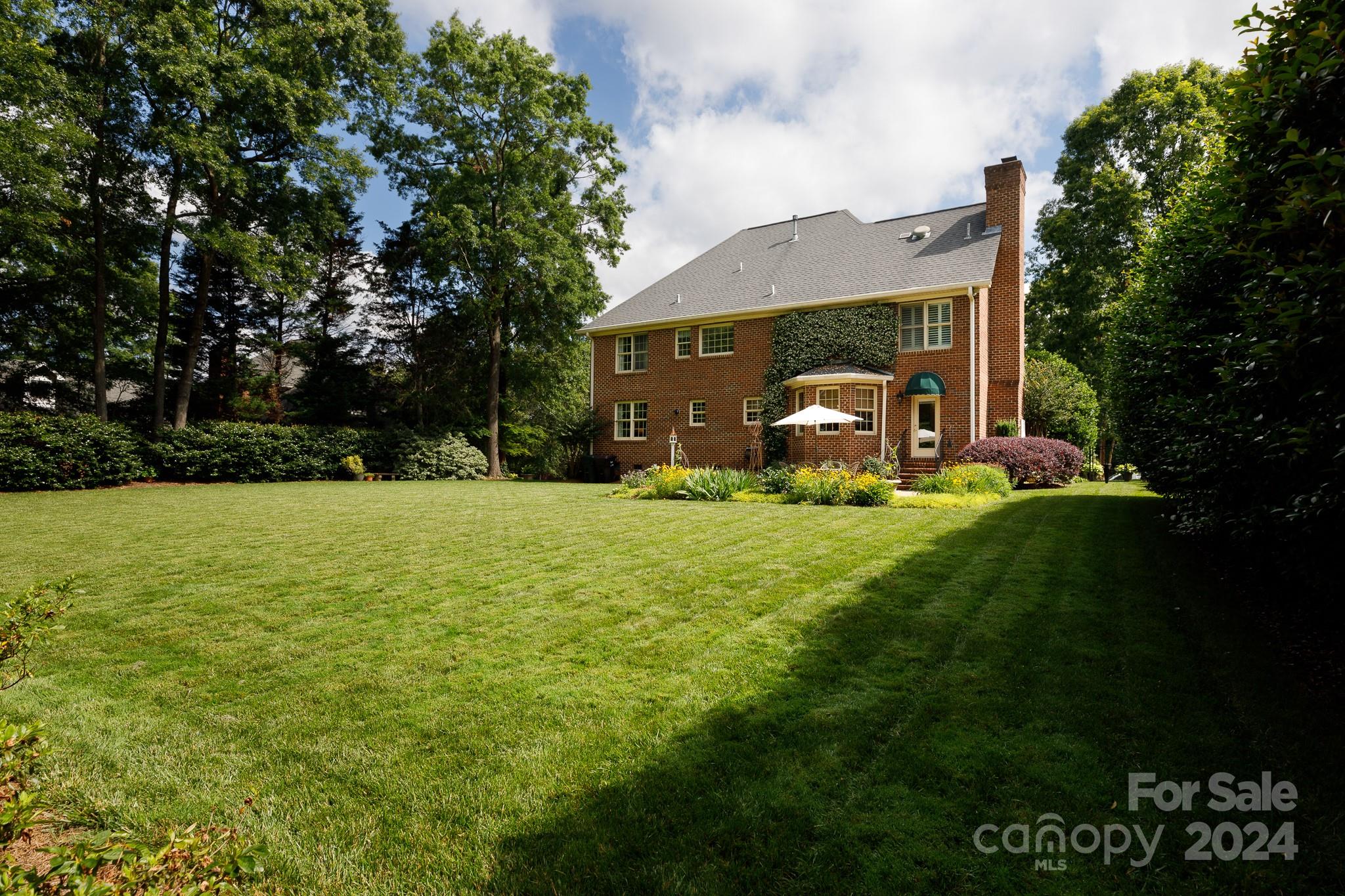 The Summit - Residential