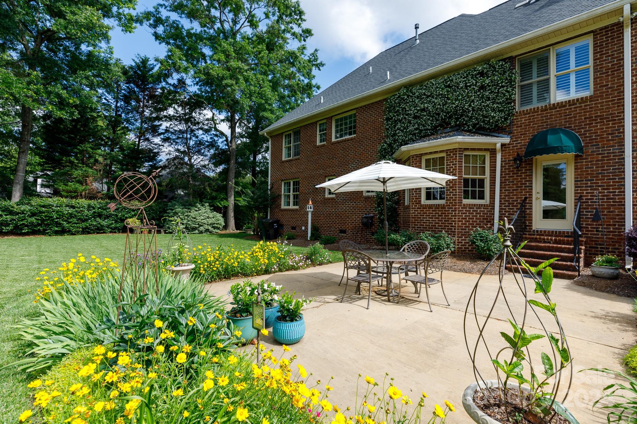 The Summit - Residential