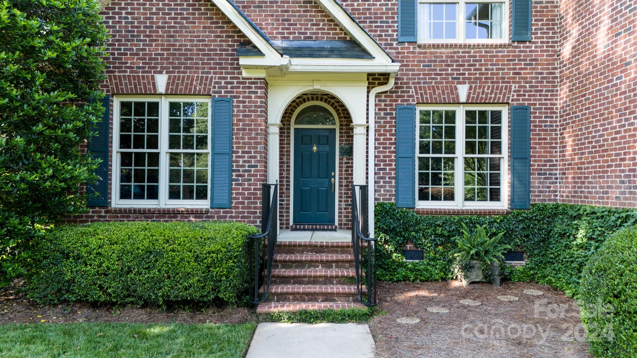 The Summit - Residential