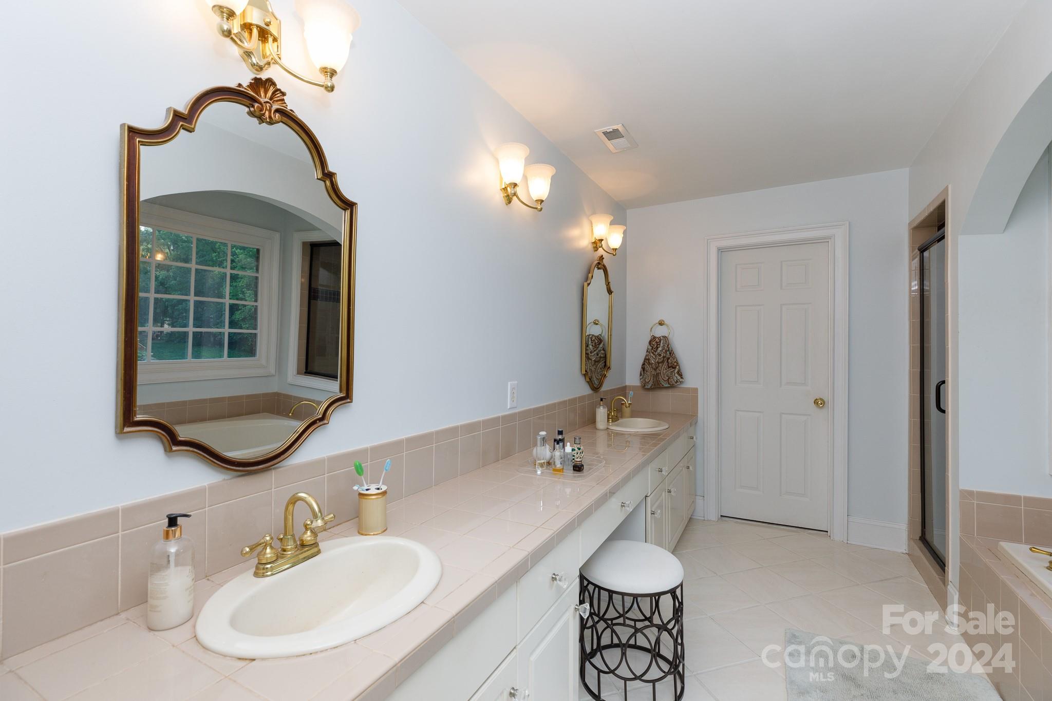 The Summit - Residential