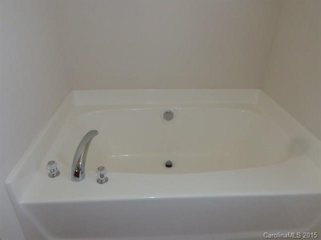 Falcon Ridge - Residential Lease