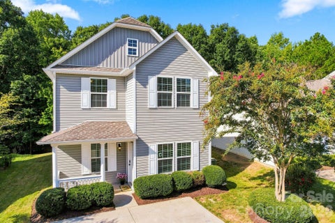 Photo of 422 Danielle Way, Fort Mill, SC 29715 (MLS # 4420672)