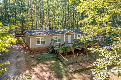 Photo of 4897 Sierra Drive, Maiden, NC 28650 (MLS # 4313712)