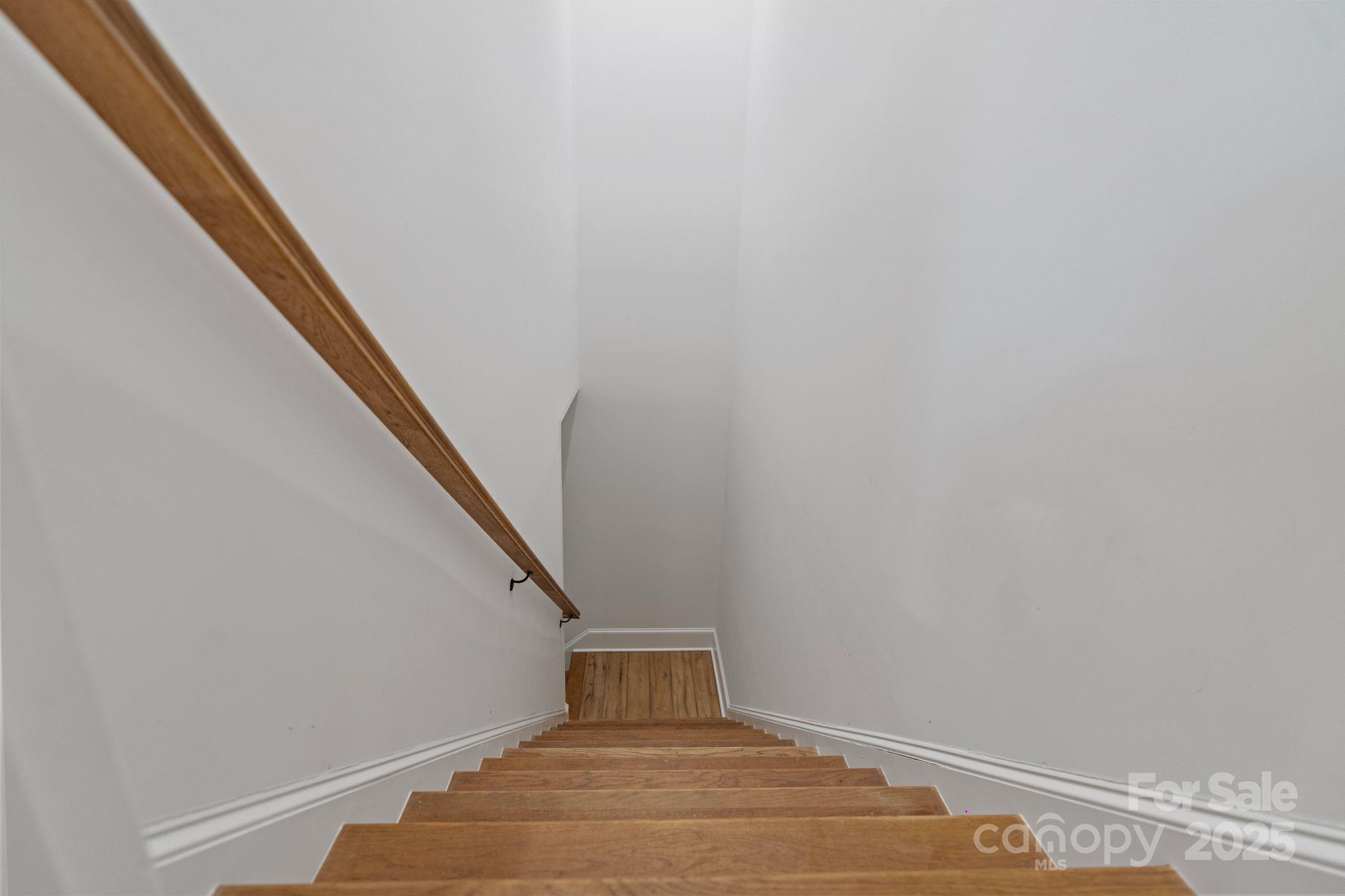 The Retreat At Sunset Ridge - Residential