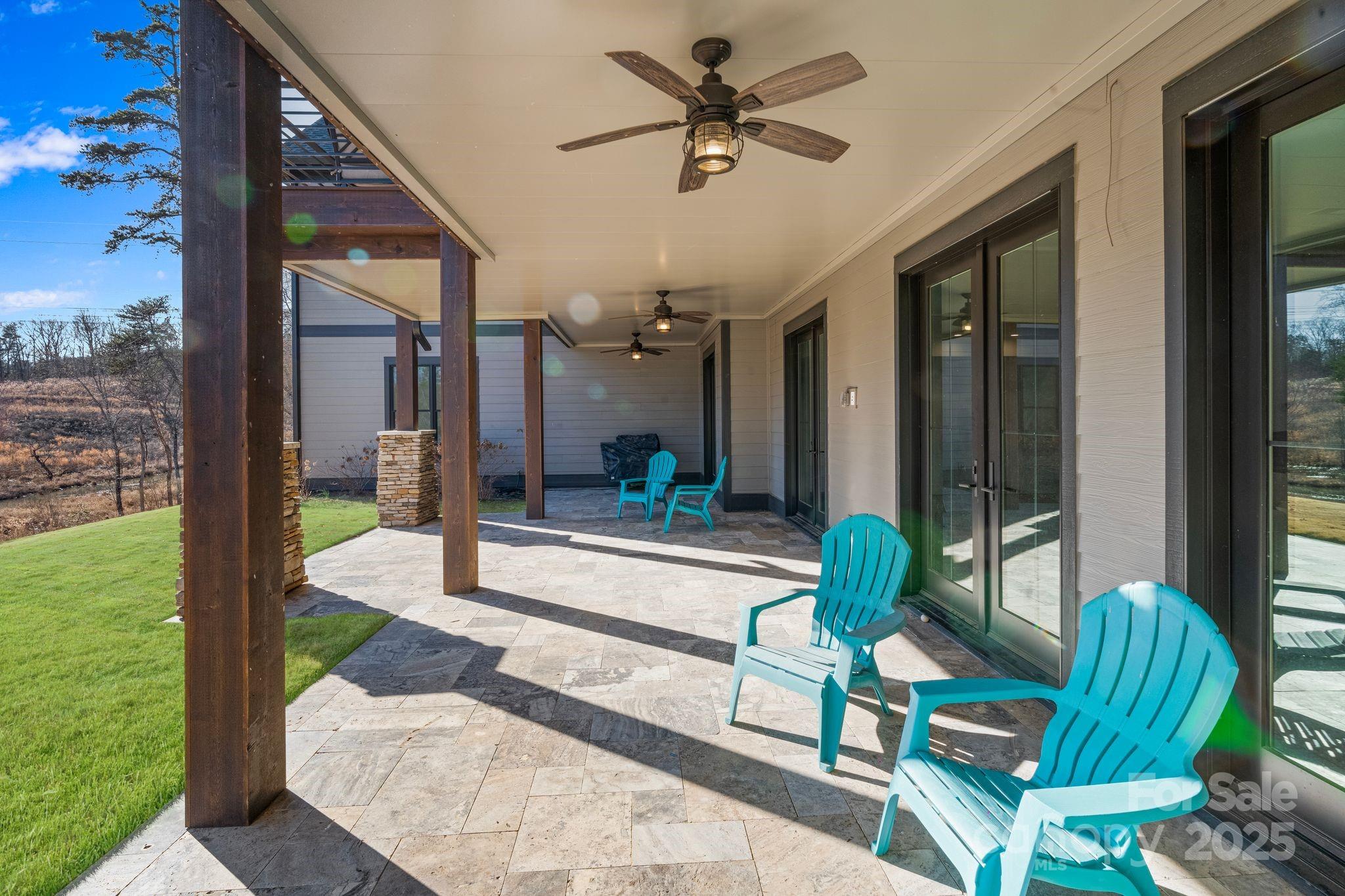 The Retreat At Sunset Ridge - Residential