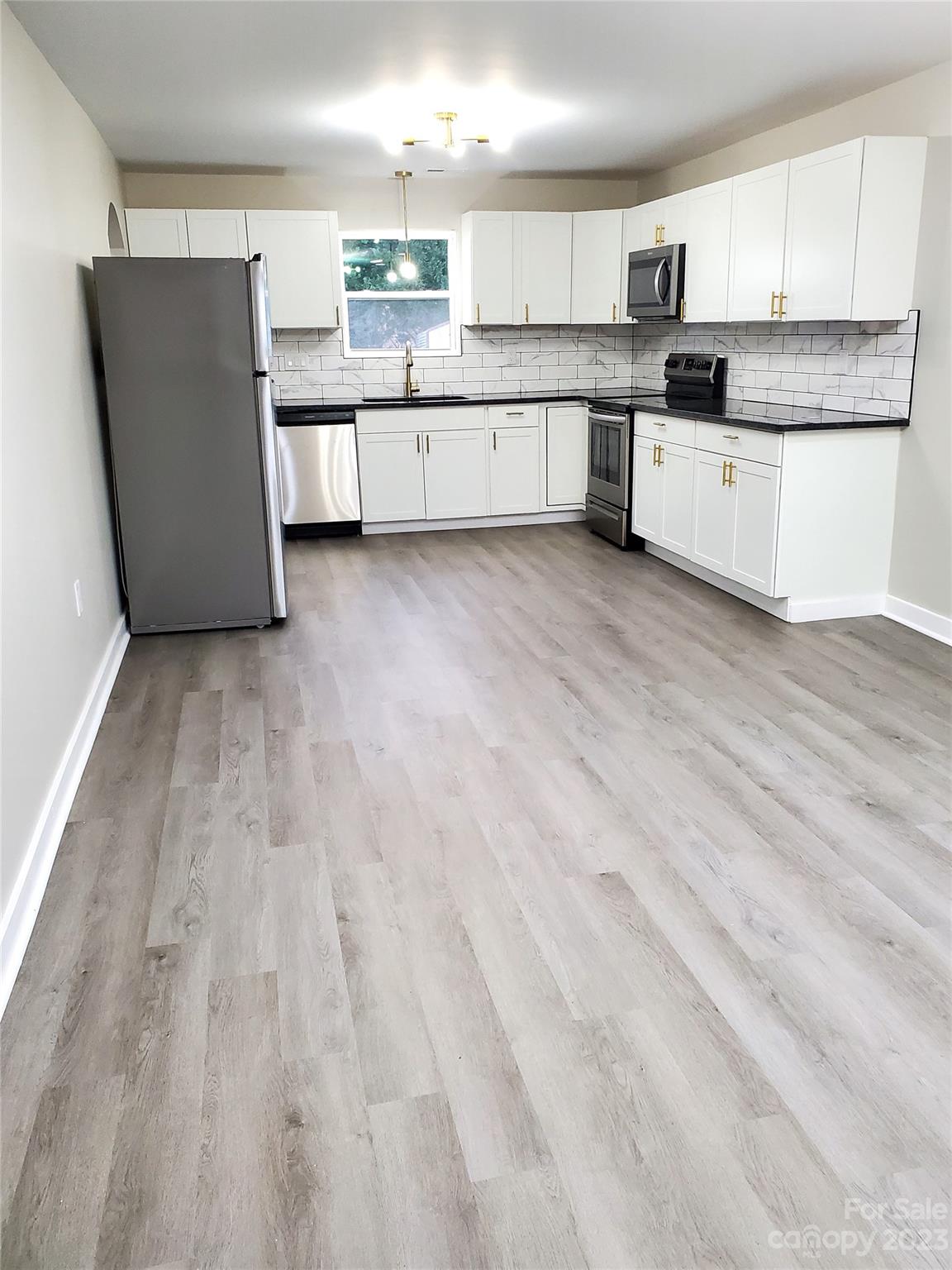 Royal Oaks - Residential