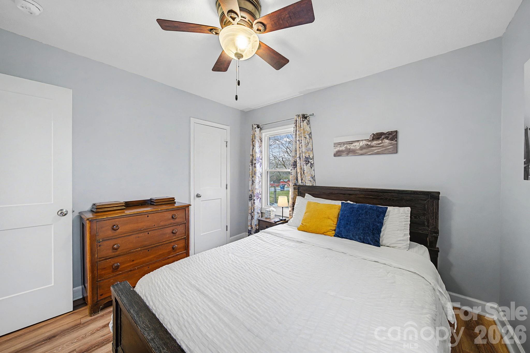 Hillcrest - Residential