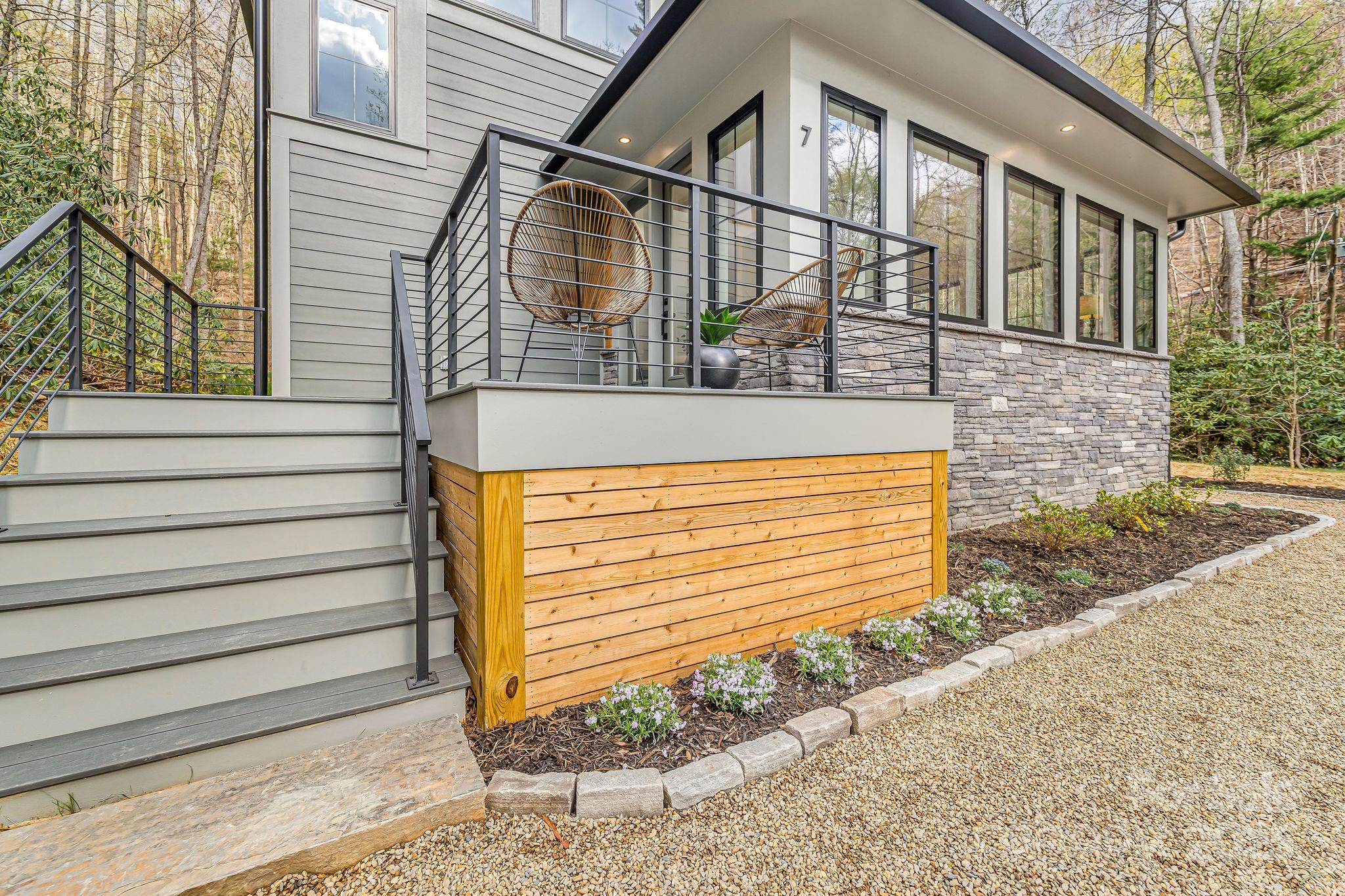 7 Brooksong Drive