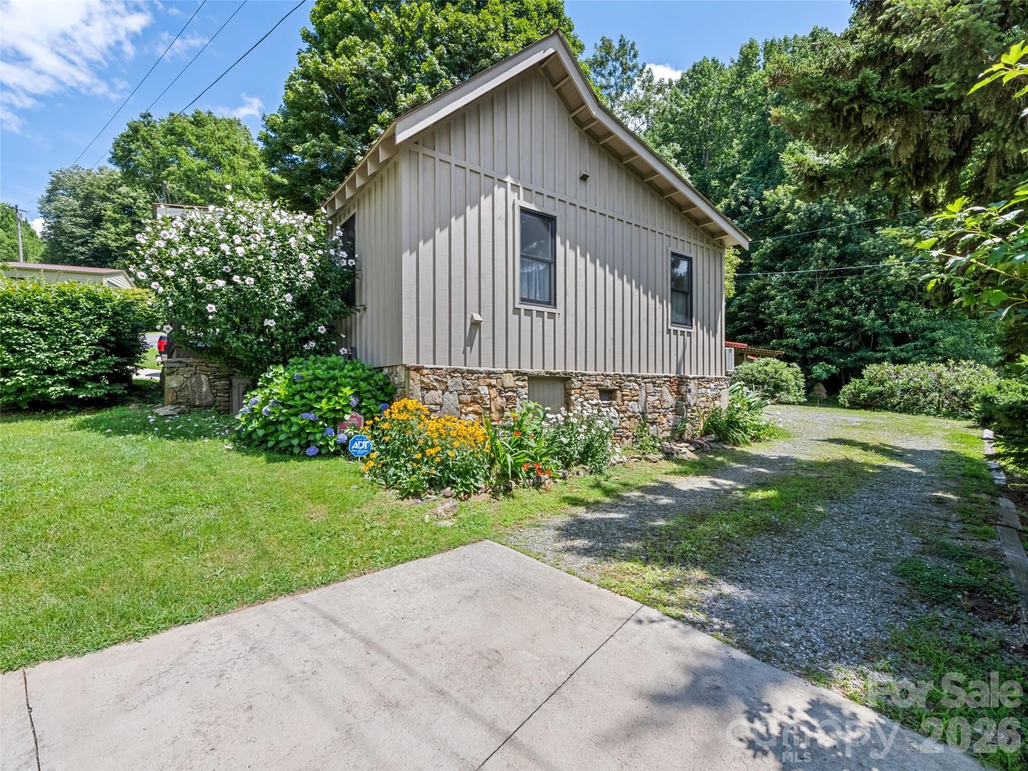 404 Red Bank Road