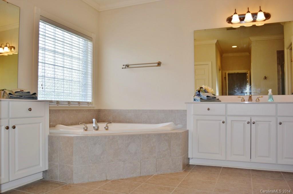 Waterford Glen - Residential