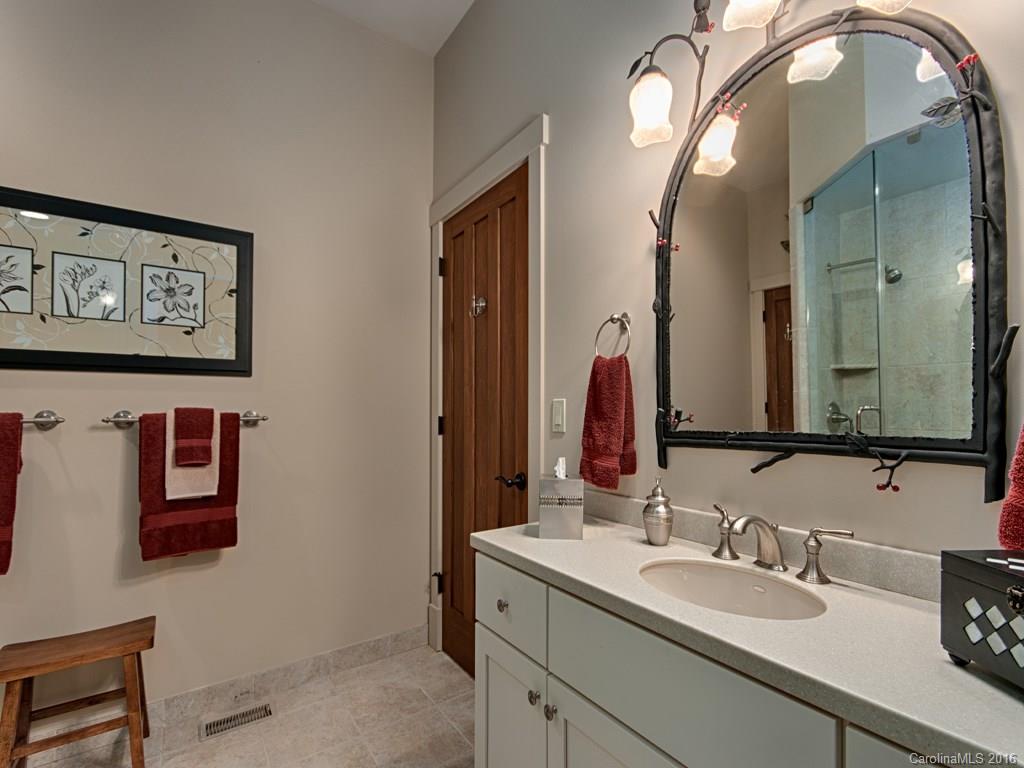 Crest Mountain - Residential