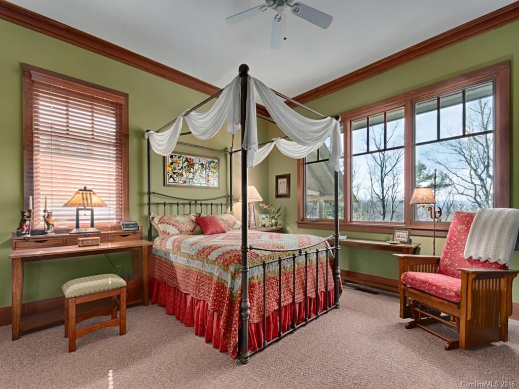 Crest Mountain - Residential