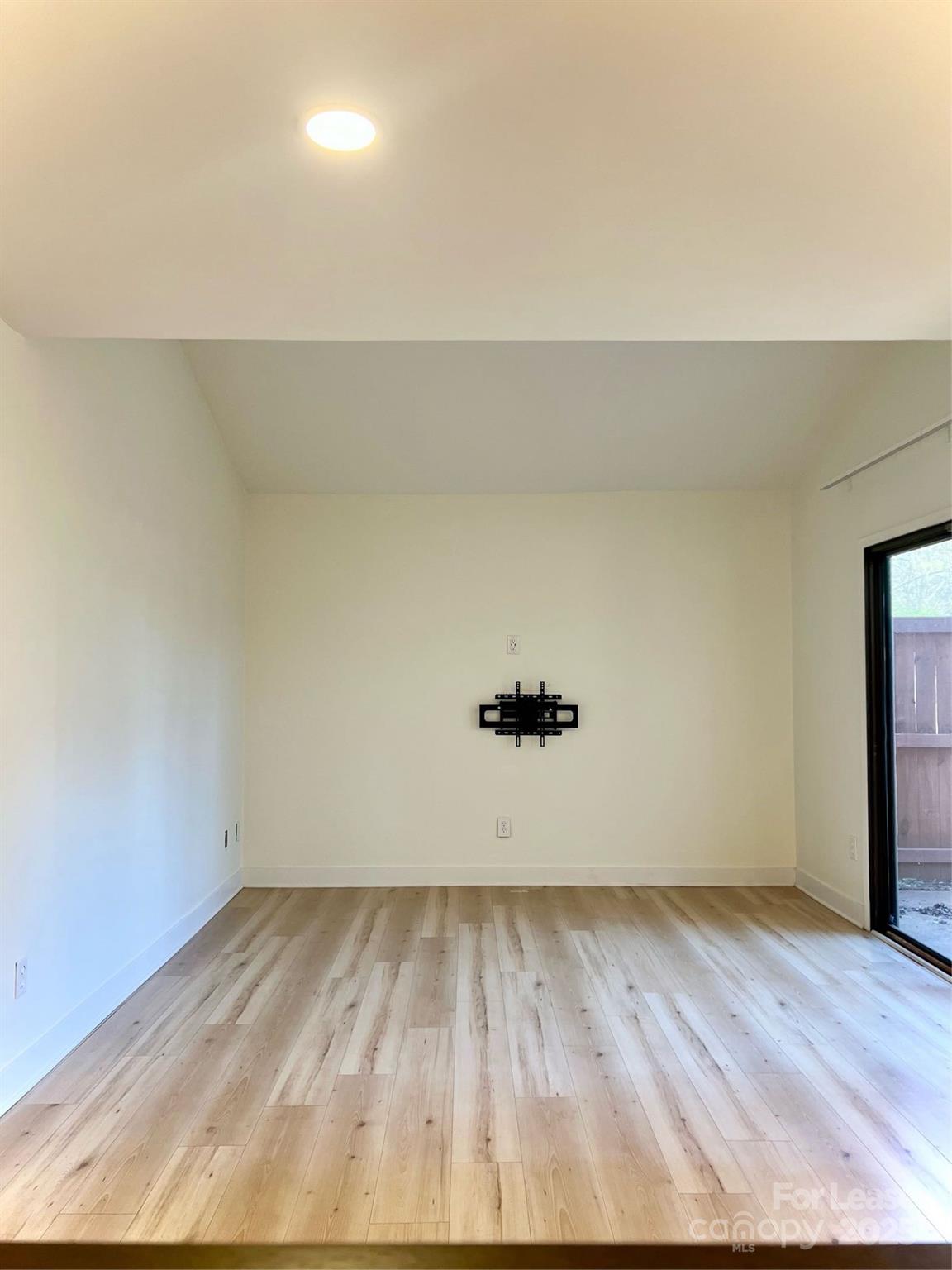 Woodmere - Residential Lease