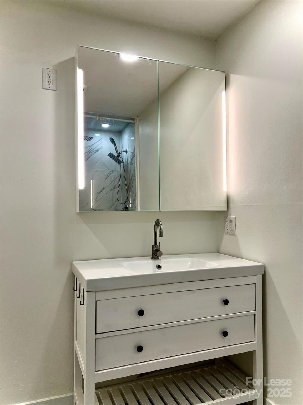 Woodmere - Residential Lease