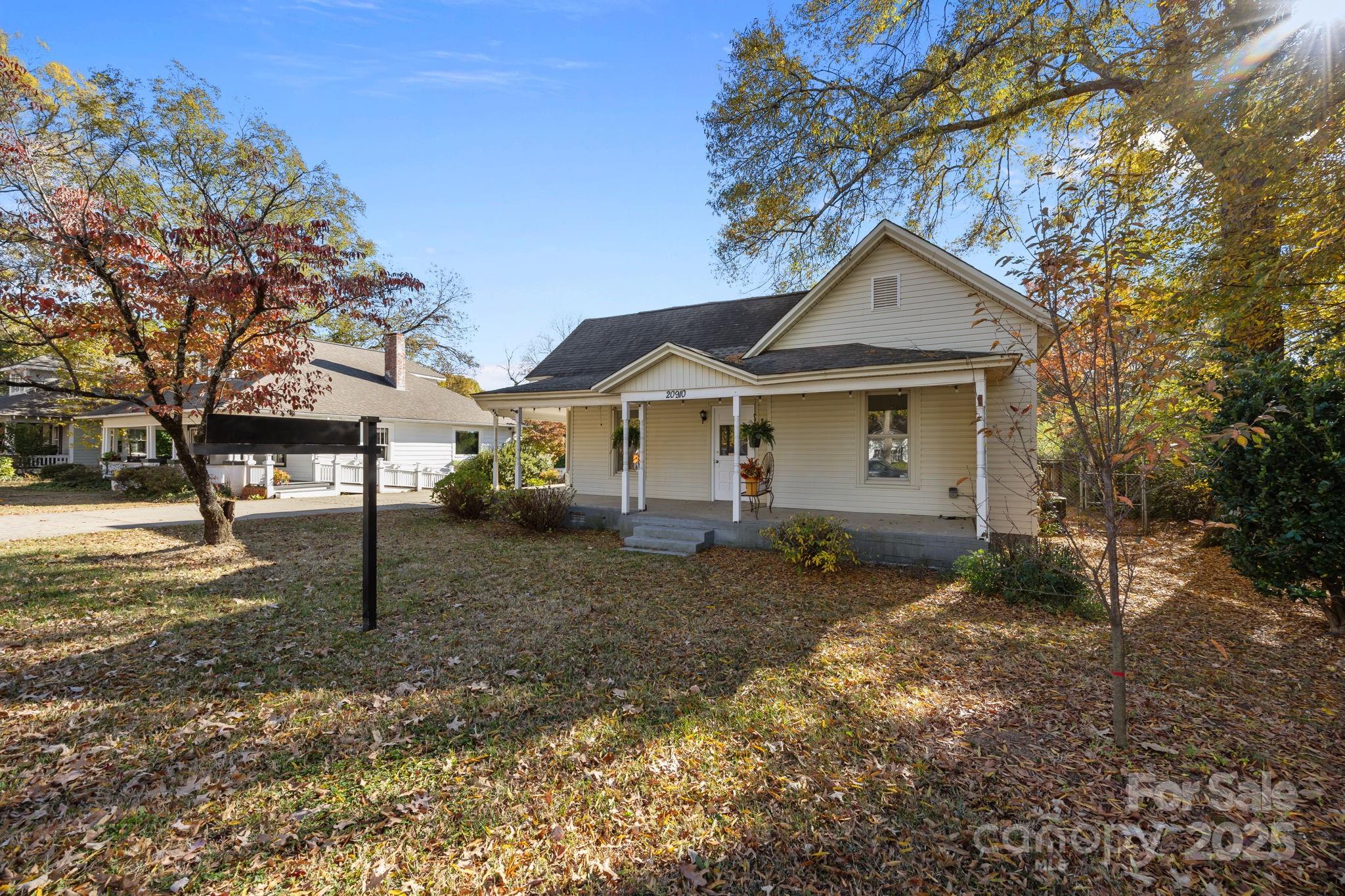 20910 Catawba Avenue