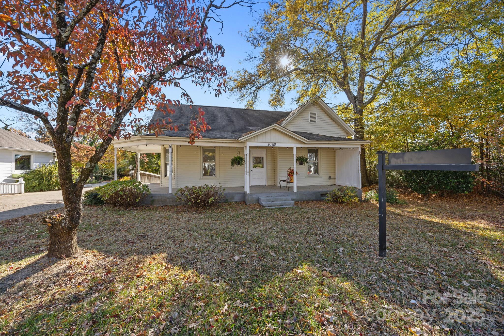 20910 Catawba Avenue