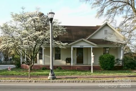 20910 Catawba Avenue Cornelius NC 28031