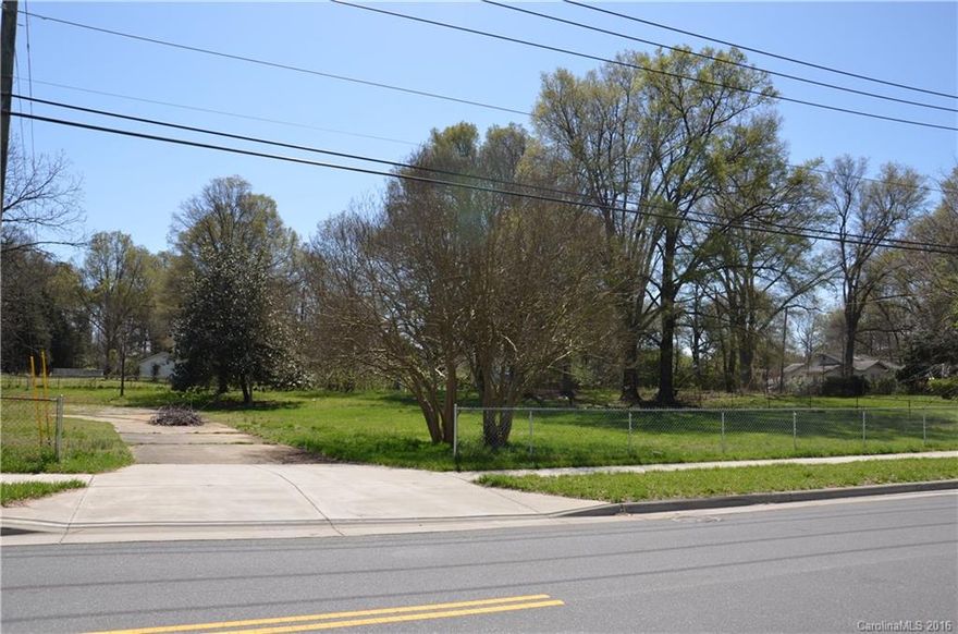 GREAT LOCATION!! CONVENIENT TO UPTOWN AND THE LIGHT RAIL.. THIS PARCEL IS BEING SOLD WITH ADJACENT LOT (MLS 3167445) ADDS 1.08 ACRES.. BRING YOUR BUYER OR INVESTORS!