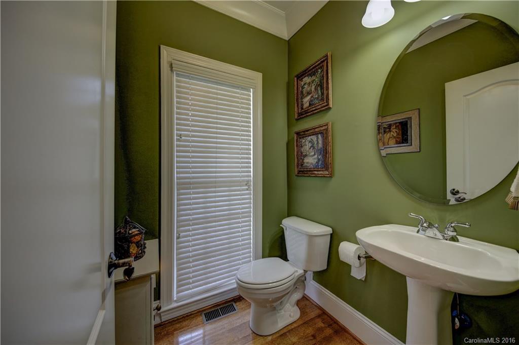 Lake Club Commons - Residential