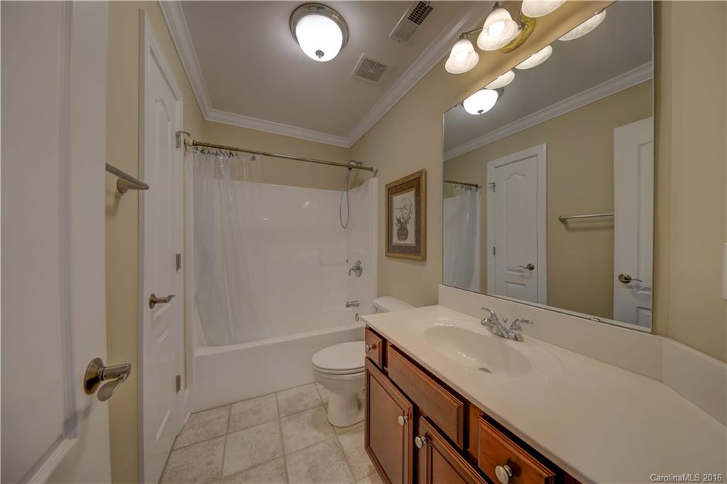 Lake Club Commons - Residential